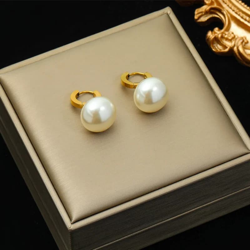 Butterfly Pearl Stud Earrings