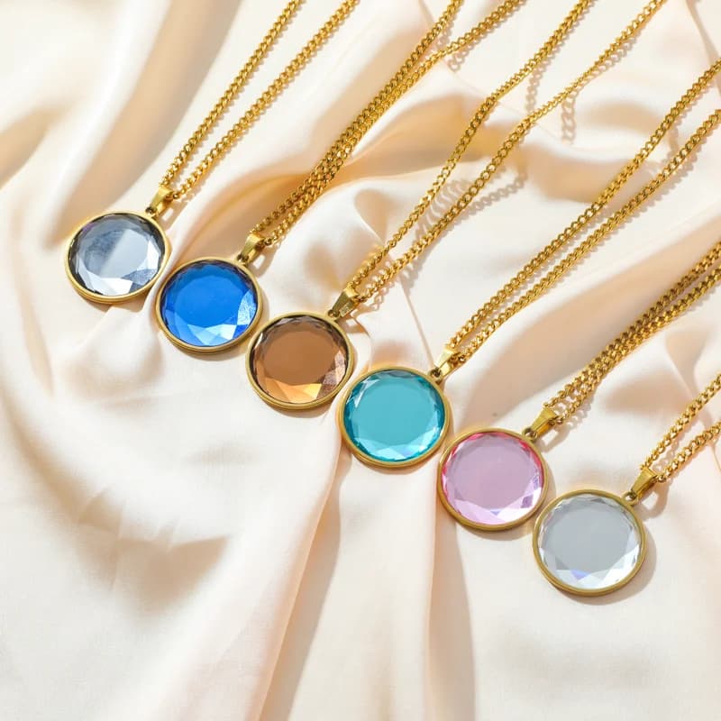 Yuvarlak Kristal Sarkaçlı Choker Kolye