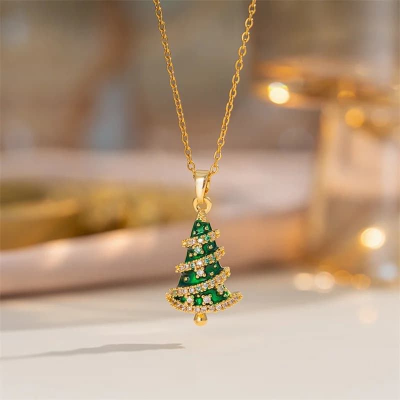 Snowflake Cubic Zirconia Pendant Necklace